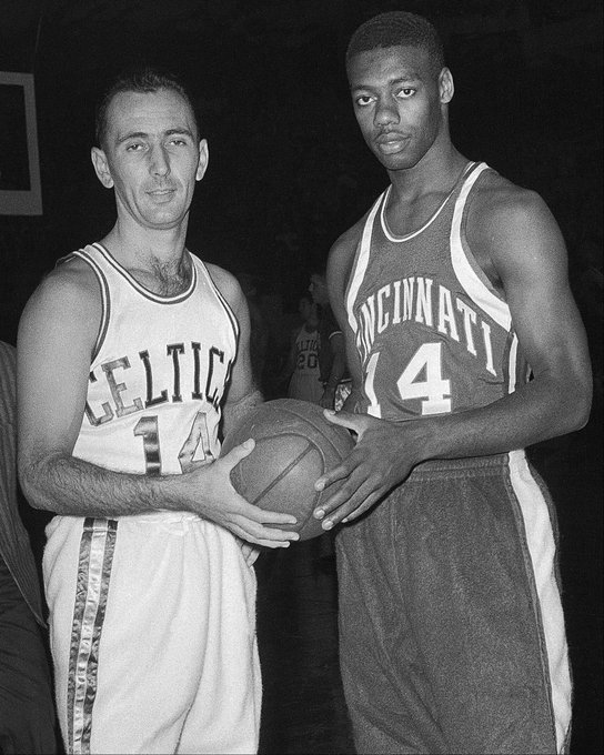 他就是罗伯 他就是罗伯