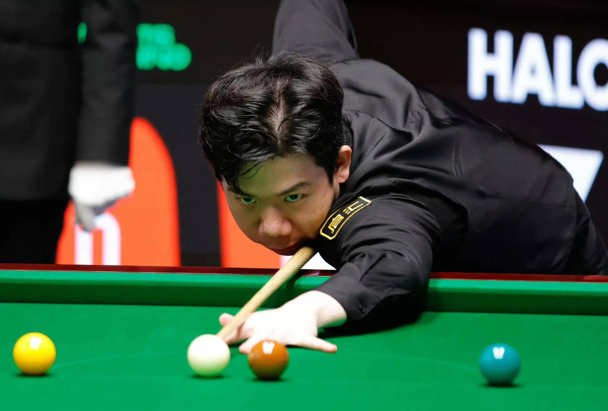 激烈竞争中 激烈竞争中