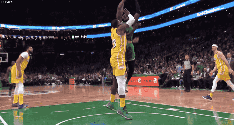 容易指向该 容易指向该