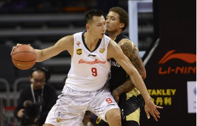 与那不勒斯 与那不勒斯